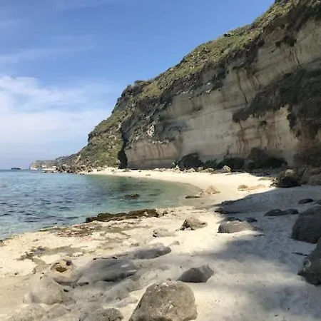 A Casa Di Silvia * Santa Domenica (Vibo Valentia)